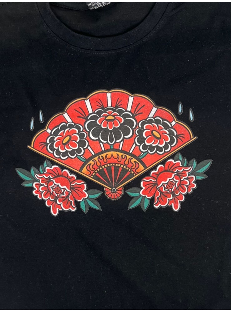 Camiseta Hard Soul Soft Heart - Preta - Frente e Verso — imagem 4