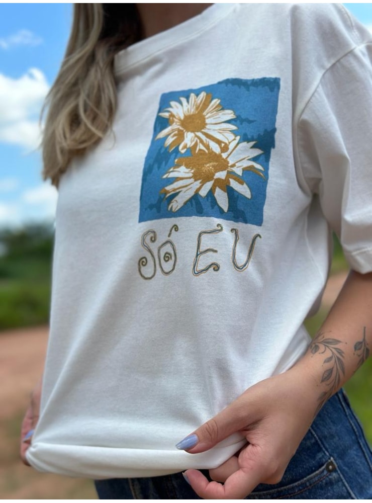 Camiseta Inteiramente Sol - Off-White - Frente e Verso — imagem 2