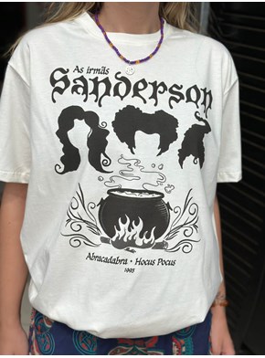 Camiseta Irmãs Sanderson Abracadabra - Off-White