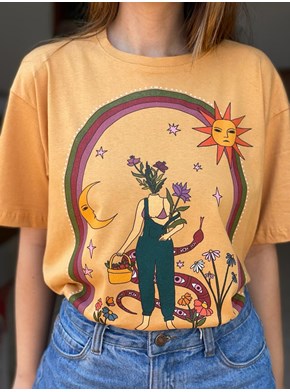 Camiseta Jardim Terracota - Caramelo