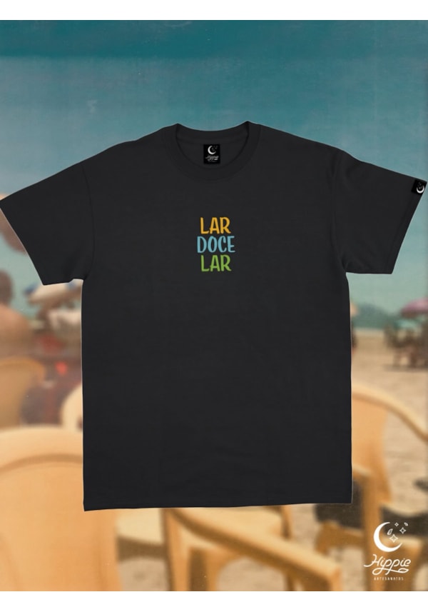 Camiseta Lar Doce Lar - Preta - Frente e Verso