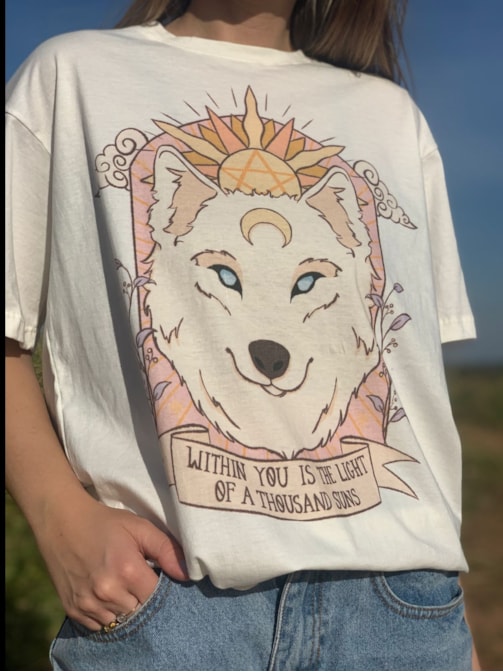 Camiseta Lobo Astral - Off-White