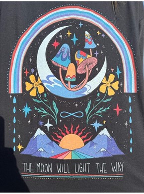 Camiseta Luz da Lua - Chumbo