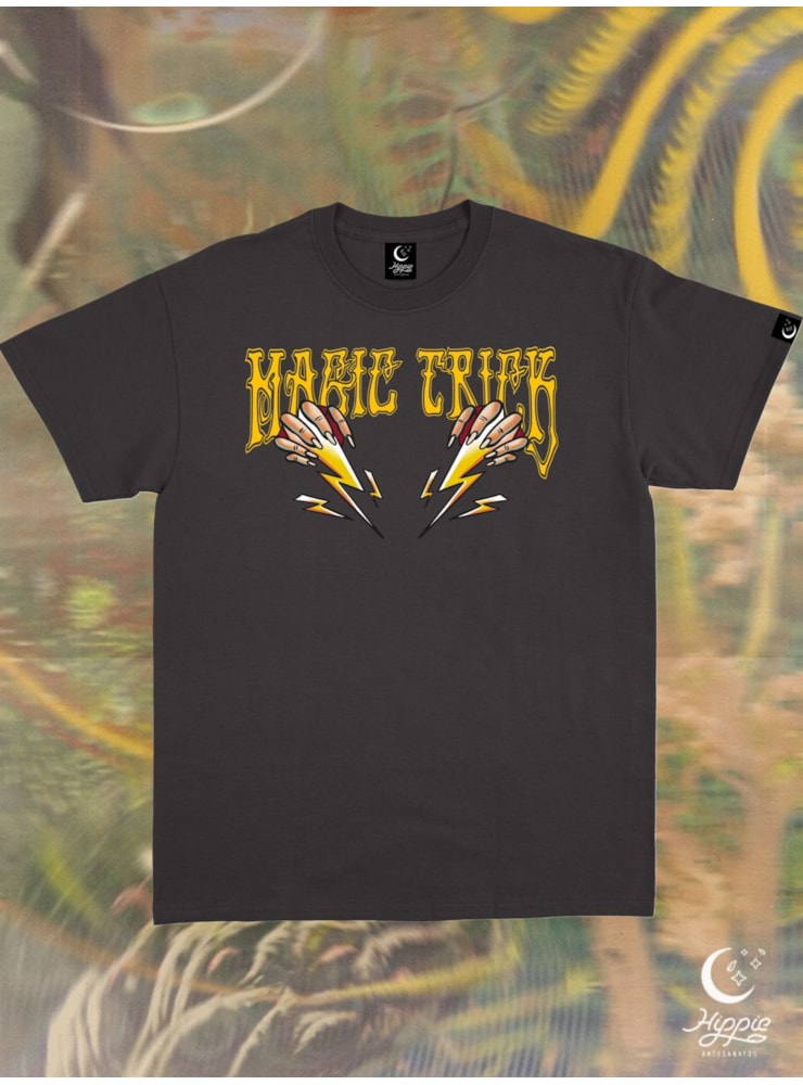 Camiseta Magic Trick - Preta - Frente e Verso — imagem 2