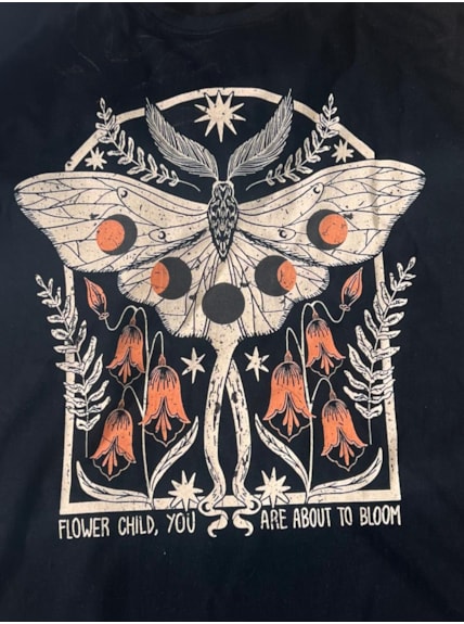 Camiseta Mariposa Flower Child - Preta
