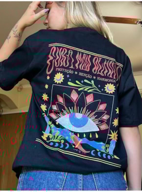 Camiseta Mau Olhado - Preta  - Frente e Verso
