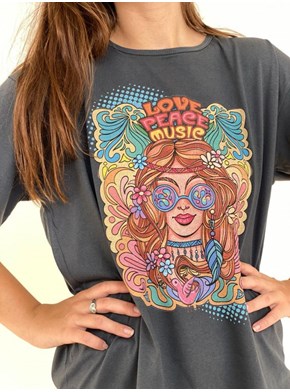Camiseta Menina Hippie