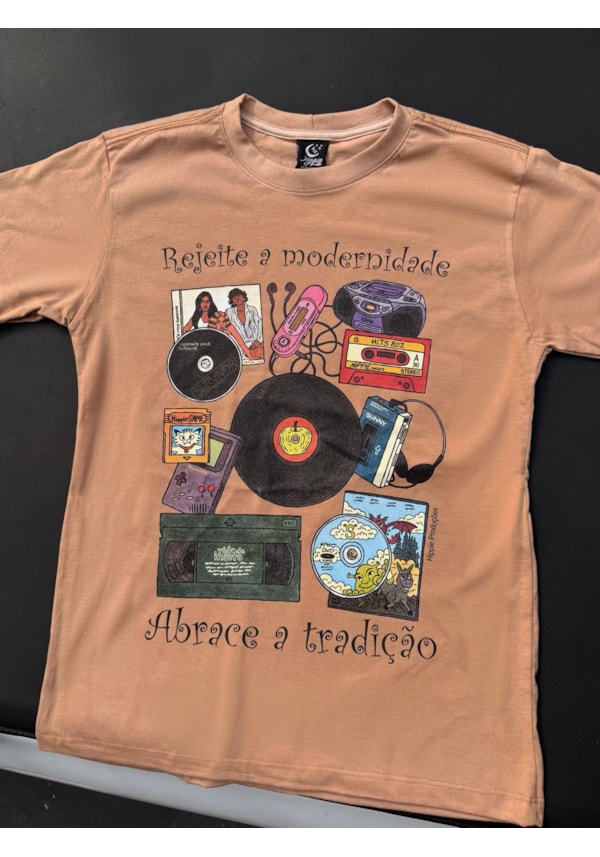 Camiseta Mídia Física - Cáqui