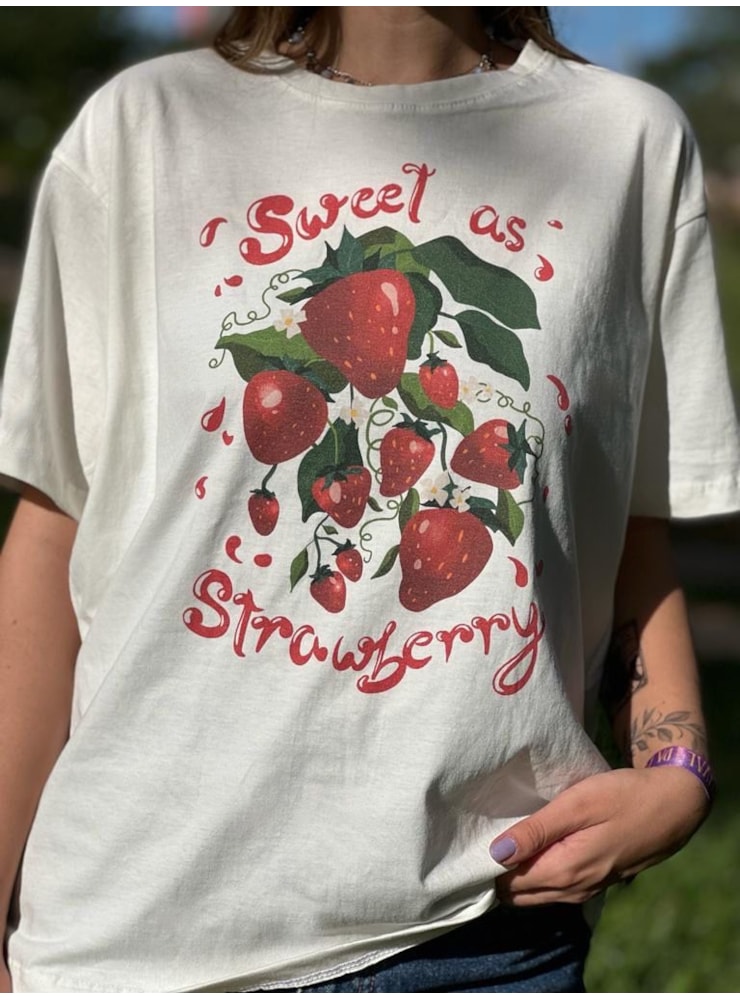 Camiseta Morangos - Off-White — imagem 1