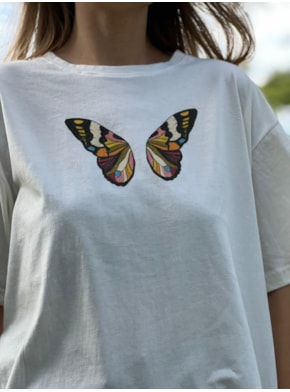Camiseta Mundo Real - Off-White - Frente e Verso