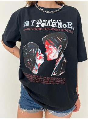 Camiseta My Chemical Romance - Three Cheers - Preta