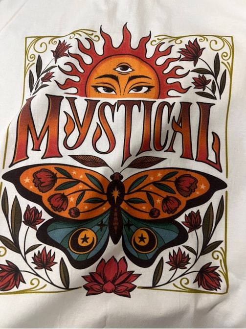 Camiseta Mystical Astral - Off-White