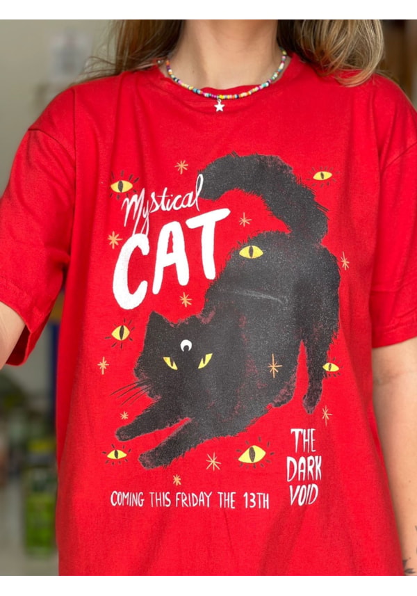 Camiseta Mystical Cat - Vermelha