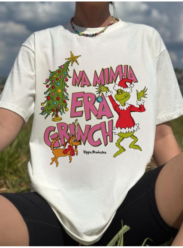 Camiseta Na minha Era Grinch - Off-White — imagem 1
