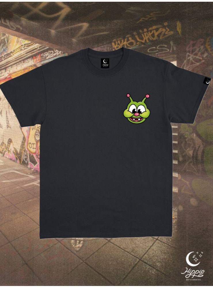 Camiseta Não há beleza sem risco - Preta - Frente e Verso — imagem 2