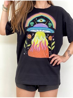 Camiseta Nave Alien - Preta