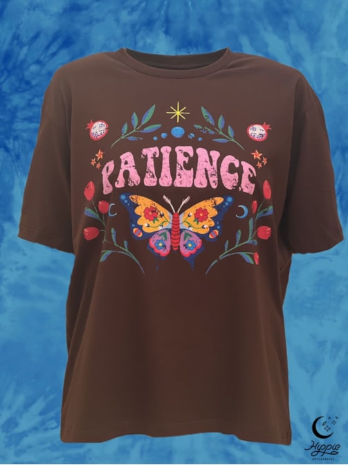 Camiseta Patience Floral - Marrom