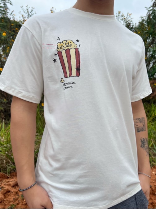 Camiseta Pipoca - Off-White