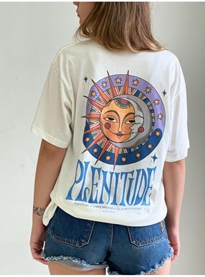 Camiseta Plenitude Sol e Lua - Off-White - Frente e Verso