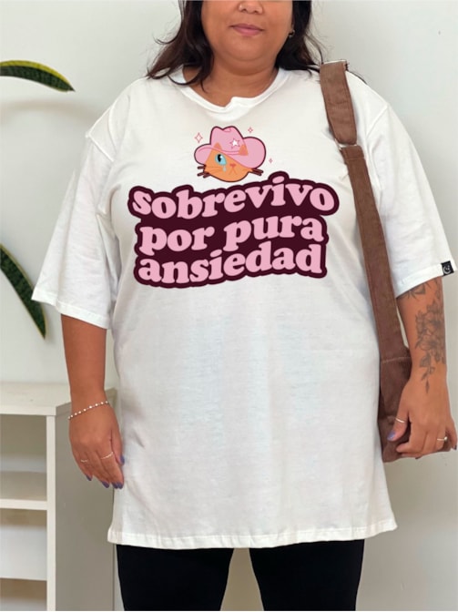 Camiseta Pura Ansiedad - Rebeldes - Off-White