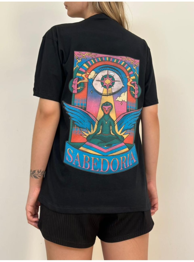 Camiseta Sabedoria - Preta - Frente e Verso — imagem 1