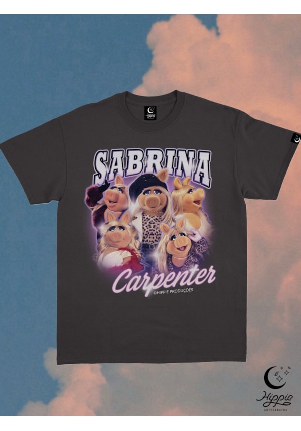 Camiseta Sabrina Carpenter - Preta