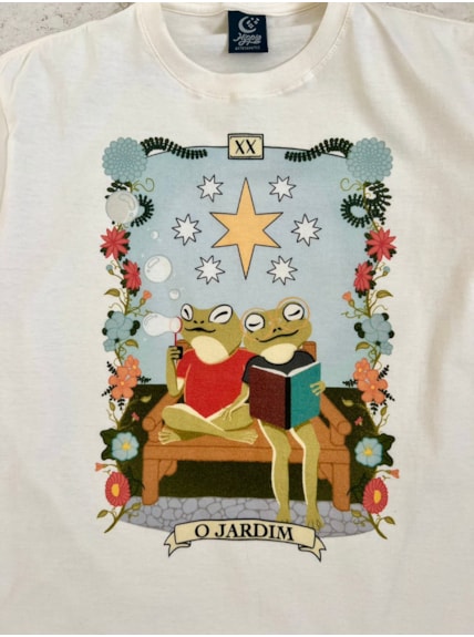 Camiseta Sapos Tarot - O Jardim - Off-White