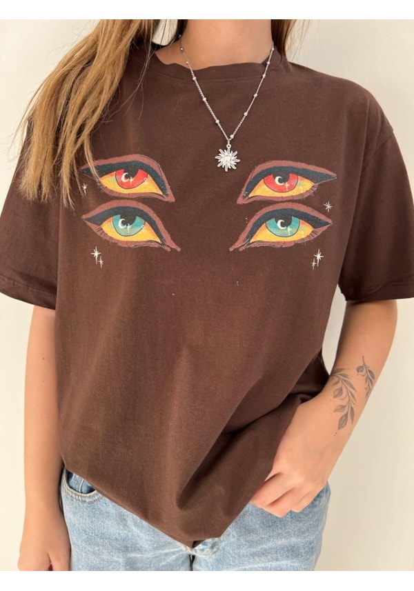 Camiseta Segredo do Universo - Marrom - Frente e Verso