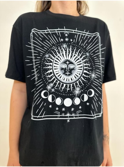 Camiseta Solar - Preta