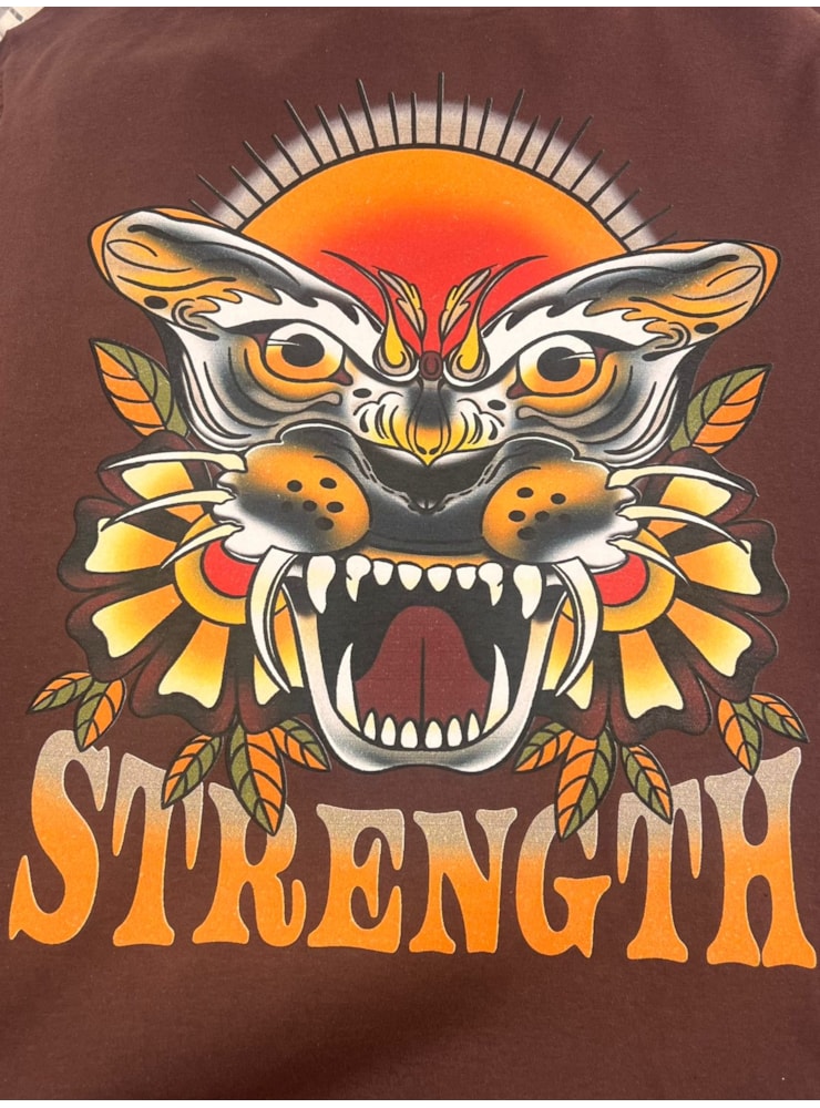 Camiseta Strength Tigre - Marrom - Frente e Verso — imagem 3