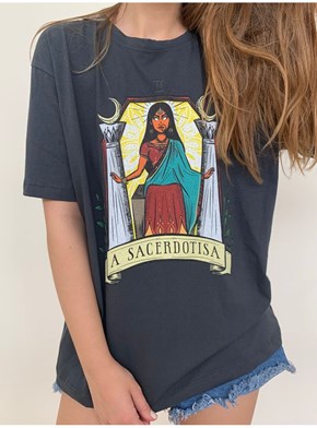 Camiseta Tarot - A Sacerdotisa - Chumbo