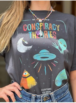 Camiseta Teoria da Conspiração - Chumbo