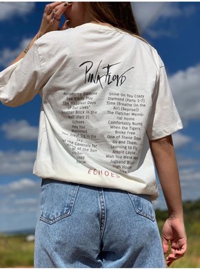 Camiseta The Best Off Pink Floyd - Off-White - Frente e Verso