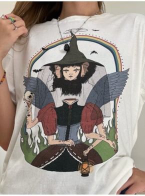 Camiseta Três Bruxas - Off-White