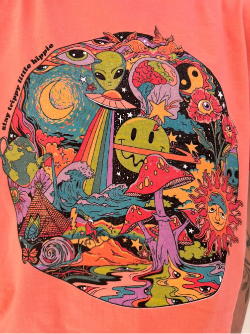 Camiseta Trip Hippie - Coral