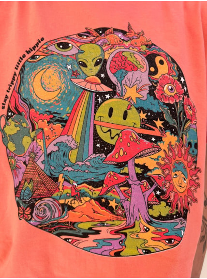 Camiseta Trip Hippie - Coral