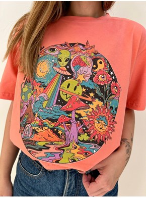 Camiseta Trip Hippie - Coral