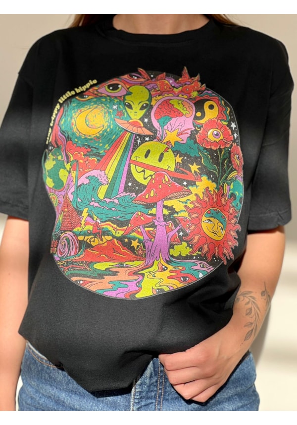 Camiseta Trip Hippie - Preta