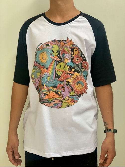 Camiseta Trip Hippie - Raglan Branca