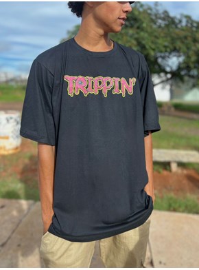 Camiseta Trippin' - Preta - Frente e Verso