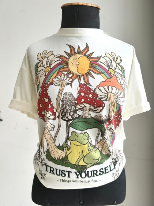 Camiseta Trust Frog - Off-White