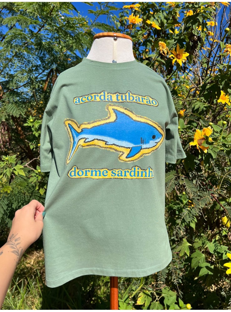 Camiseta Tubarão - Verde Alecrim — imagem 2