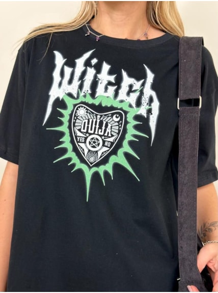 Camiseta Witch - Preta