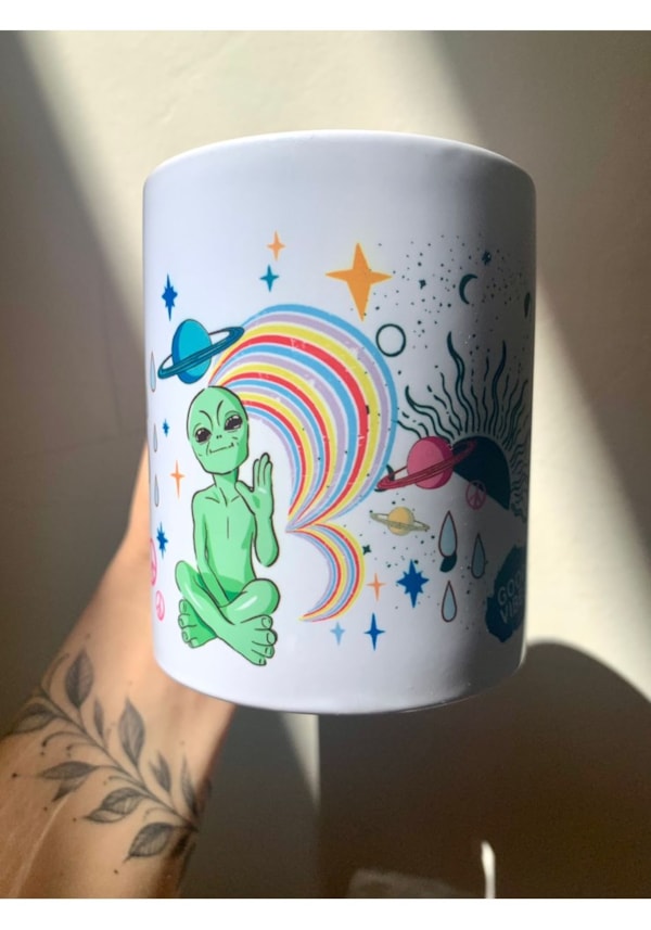Caneca Alien Things
