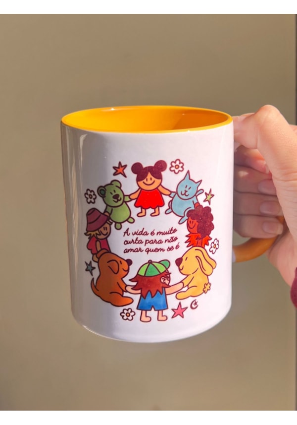 Caneca Amar quem se é - Alça Amarela