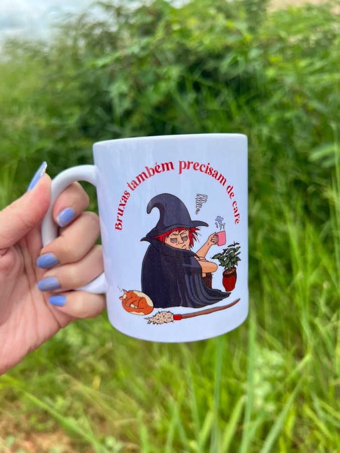 Caneca Bruxas Precisam de Café — imagem 1