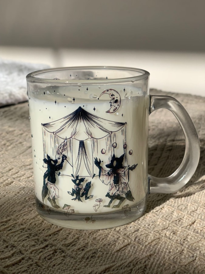 Caneca Circo dos Lobisomens de Vidro — imagem 1