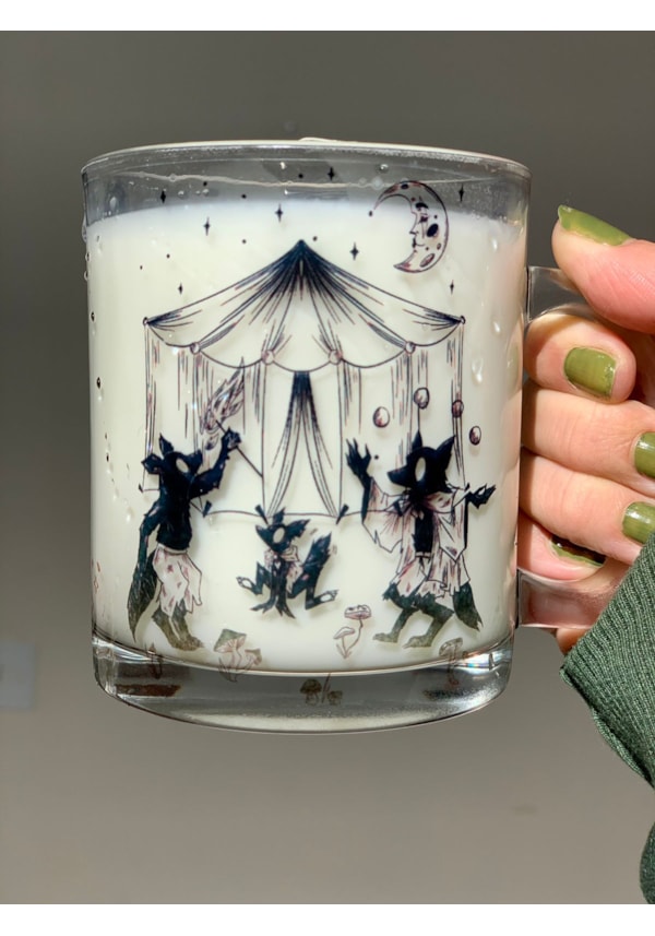 Caneca Circo dos Lobisomens de Vidro