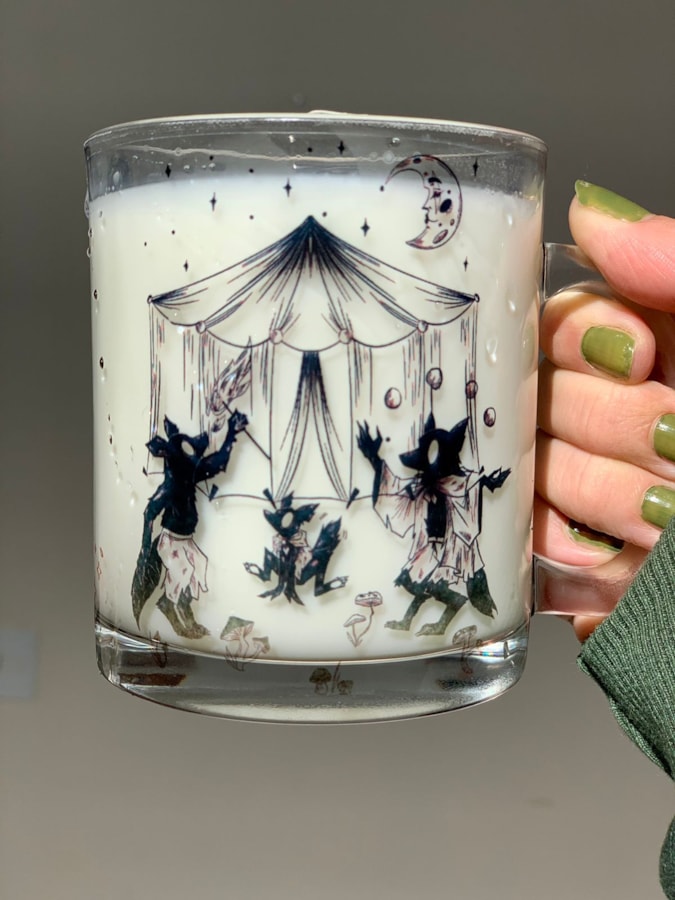 Caneca Circo dos Lobisomens de Vidro — imagem 2