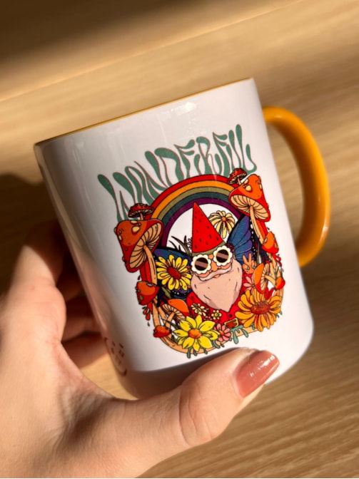 Caneca Duende Wonderful - Alça Amarela